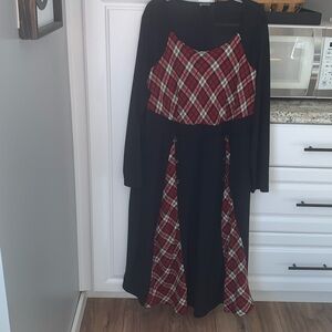Bloomchic Black Plaid Maxi Length Dress Long Sleeved SZ 18/20